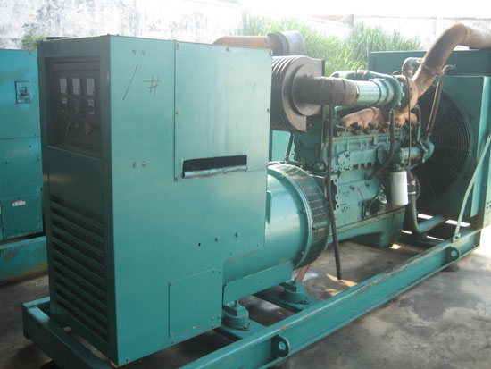 墨玉出租发电机-发电机组购买指南都有哪些